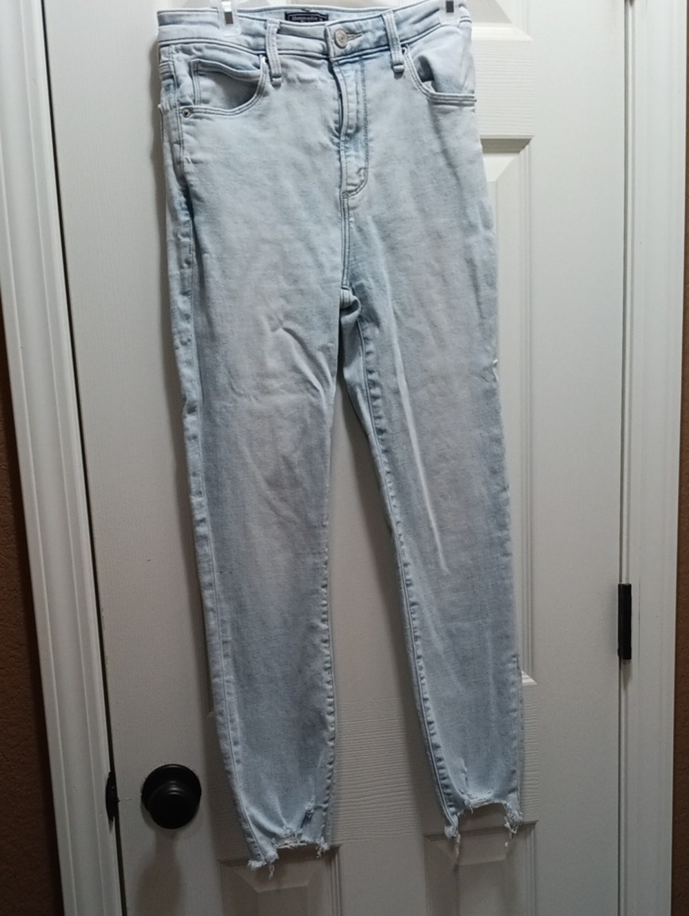 Abercrombie & Fitch Light Wash Skinny Jeans with Frayed Hem